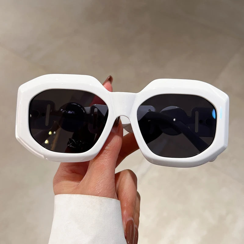 Julia Shades - Retro Square Sunglasses
