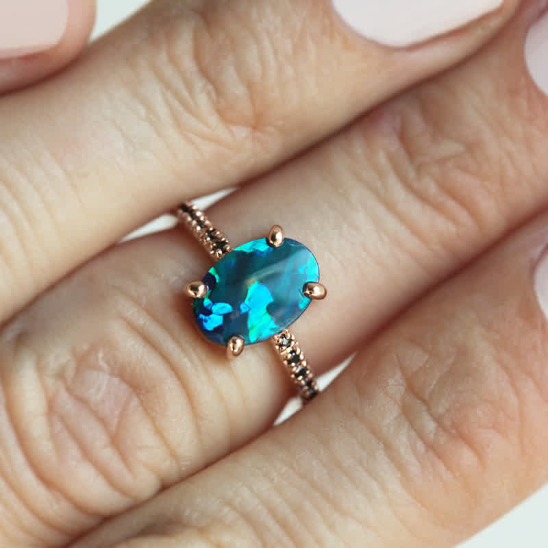 Isabella 3-piece ring set with stunning sapphires and opals