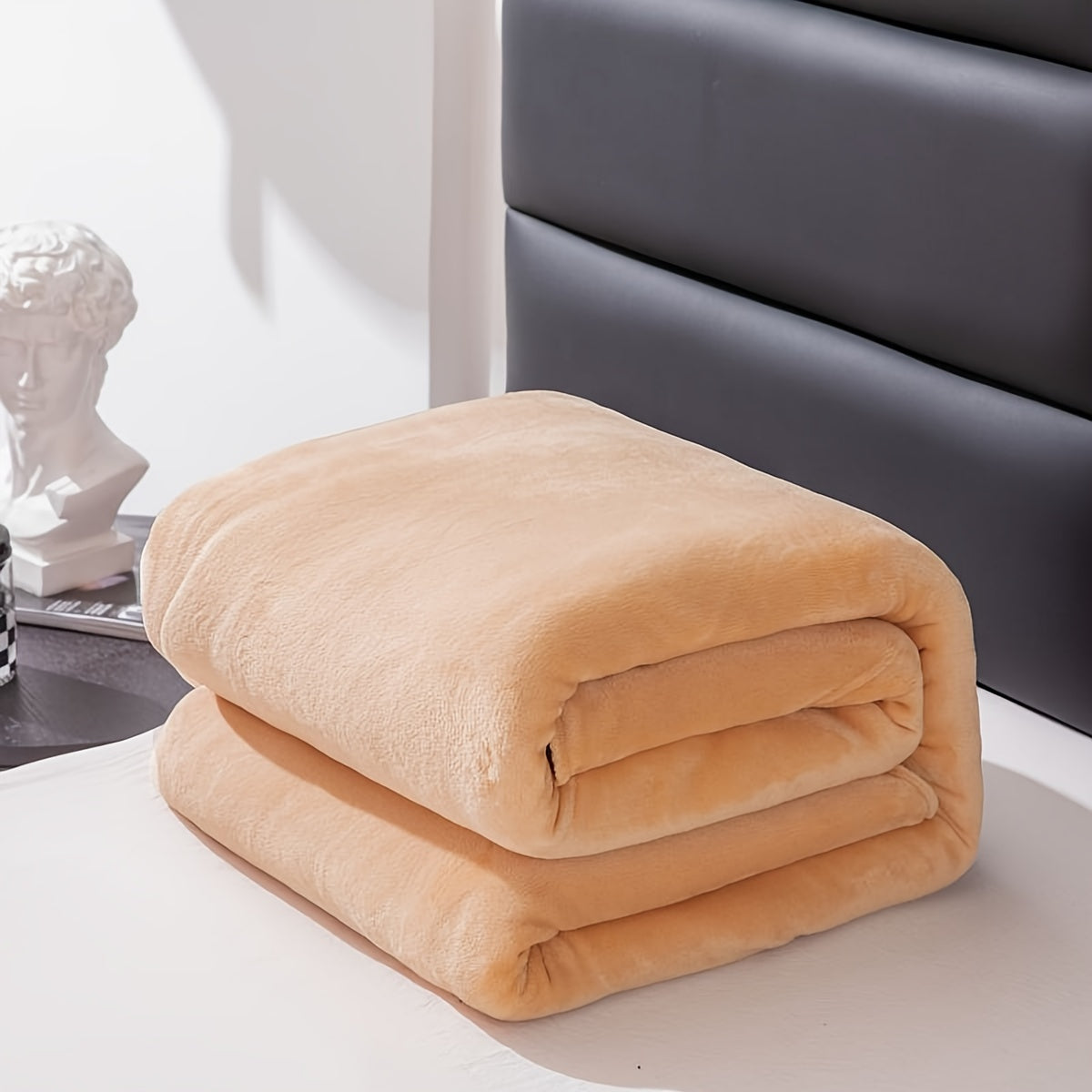 Grey Flannel Blanket - Luxurious Comfort for All Seasons