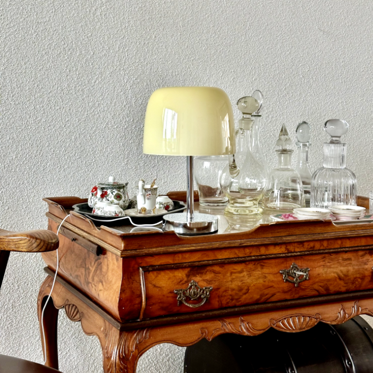 ÉclatSerein – Scandinavian Glass Pendant Lamp for Atmosphere