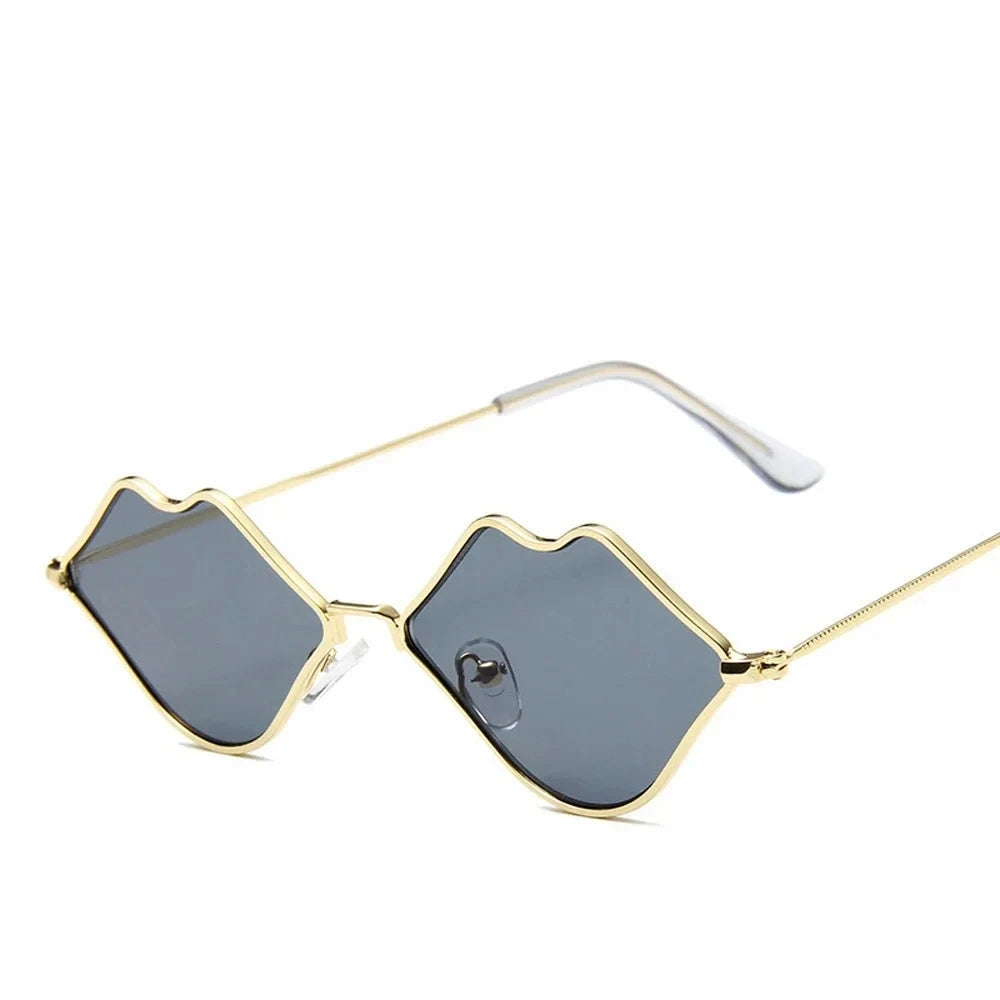 IzzaGlare - Vintage Sunglasses with Unique Design