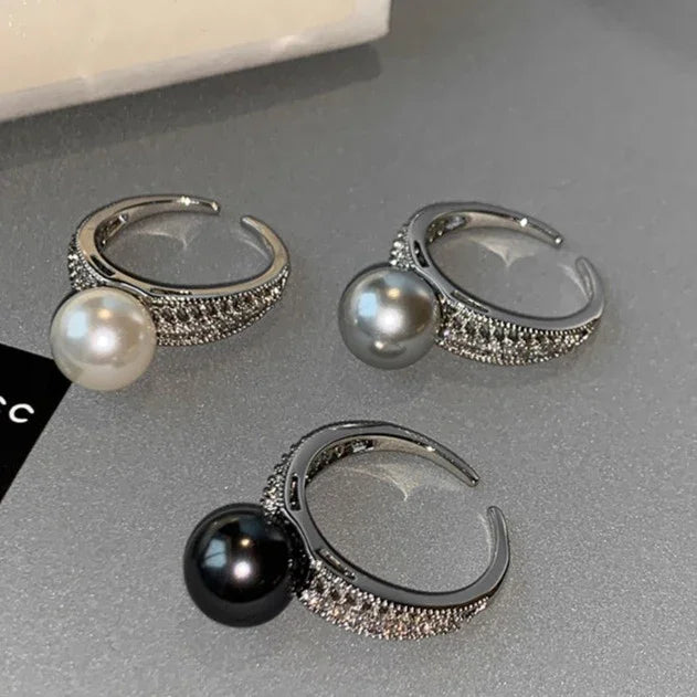 Elegant Vintage Pleated Pearl Ring - Elara