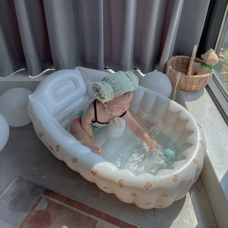 BabyBad Pro - Bärbar och Uppblåsbar för en Ultimat Babybadupplevelse