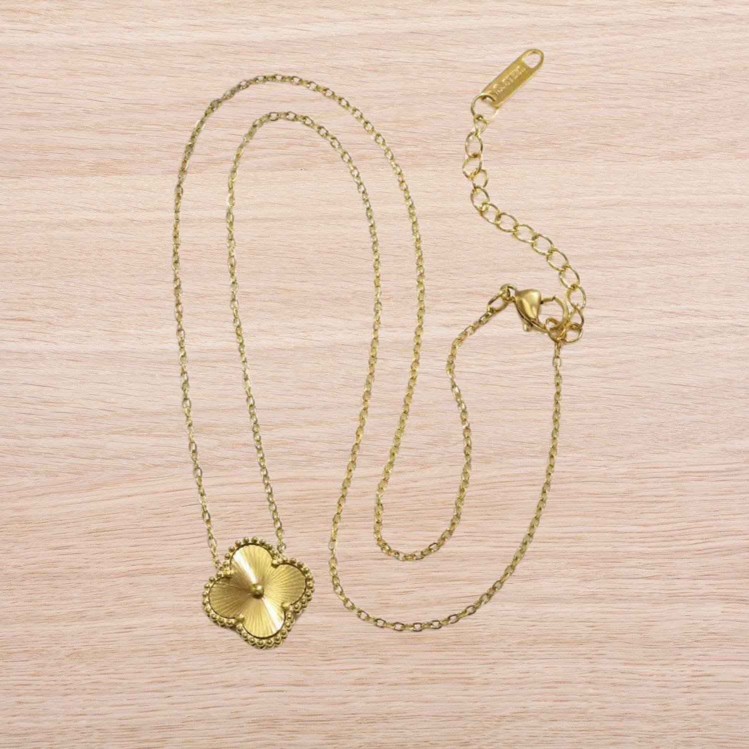 GoldenClove Jewelry Set - Elegant Clover Necklace, Bracelet & Earrings