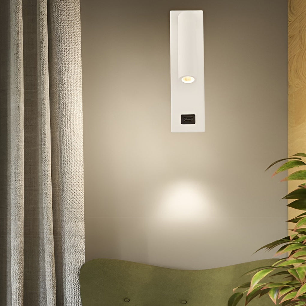 ArtiLicht Luxe Wall Lamp with Adjustable LED and USB Charging Port