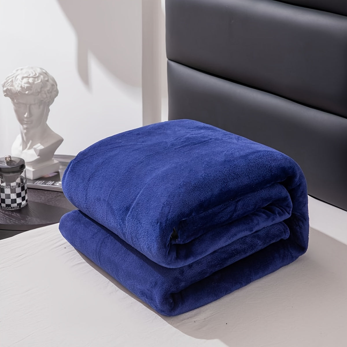 Grey Flannel Blanket - Luxurious Comfort for All Seasons