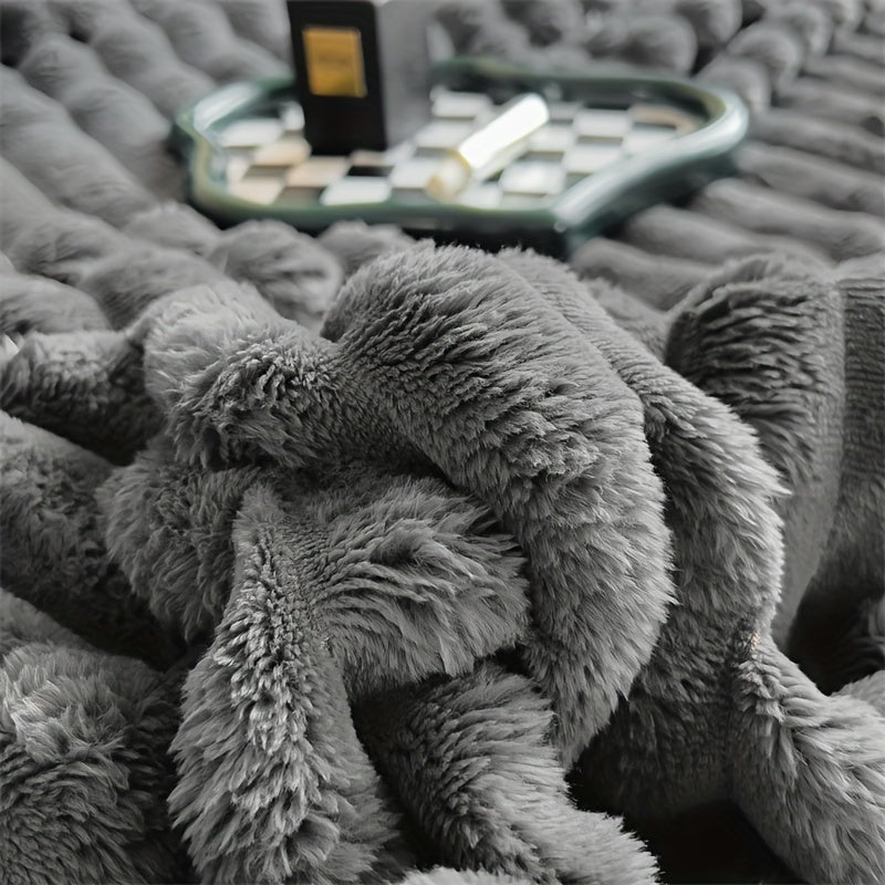 LuxFaux – Luxurious Rabbit Fur Blanket for Ultimate Comfort