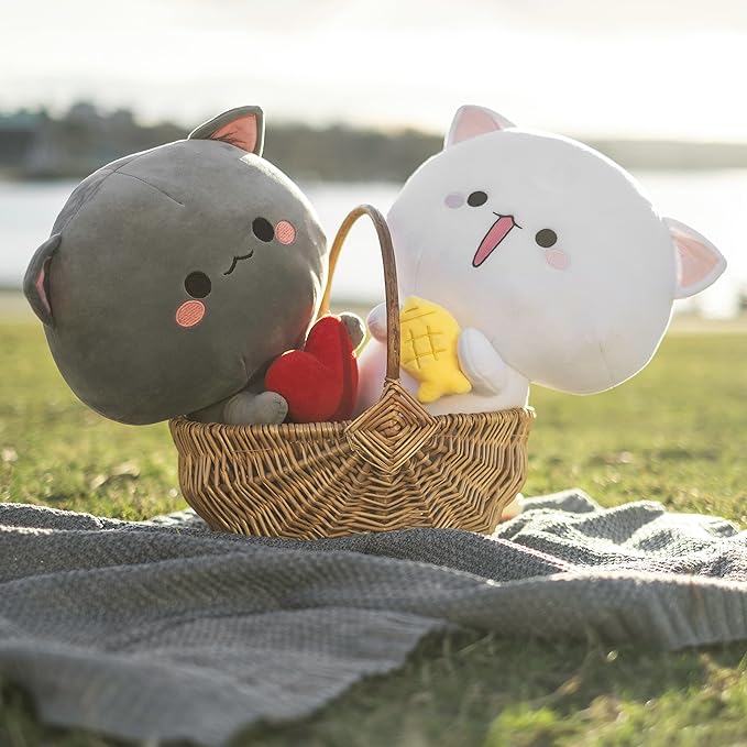 Soft Gray Cat with Heart - Perfect Cuddly Toy for Everyone
