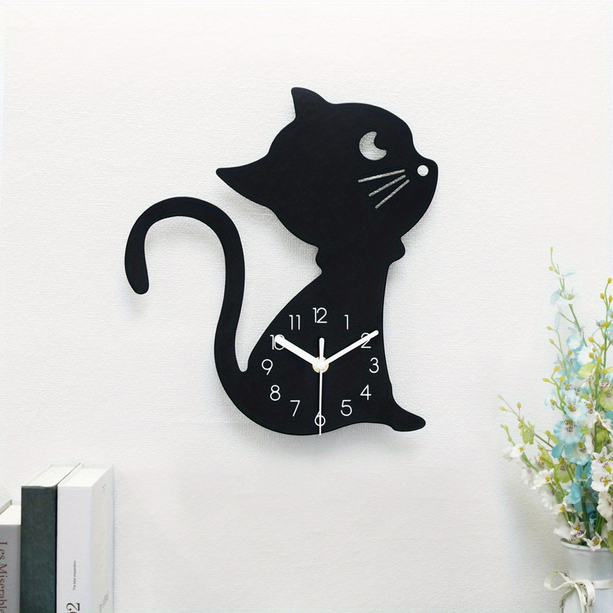ModernPaws – Unique Cat Wall Clock for Interior Design