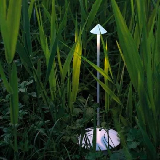 Wireless Spikelight™ - Waterproof & Dimmable Cordless Lighting