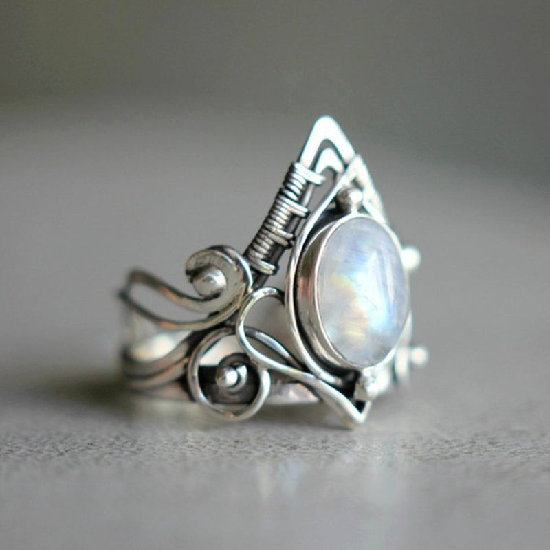 Elegant Vintage Moonstone Ring - Clara
