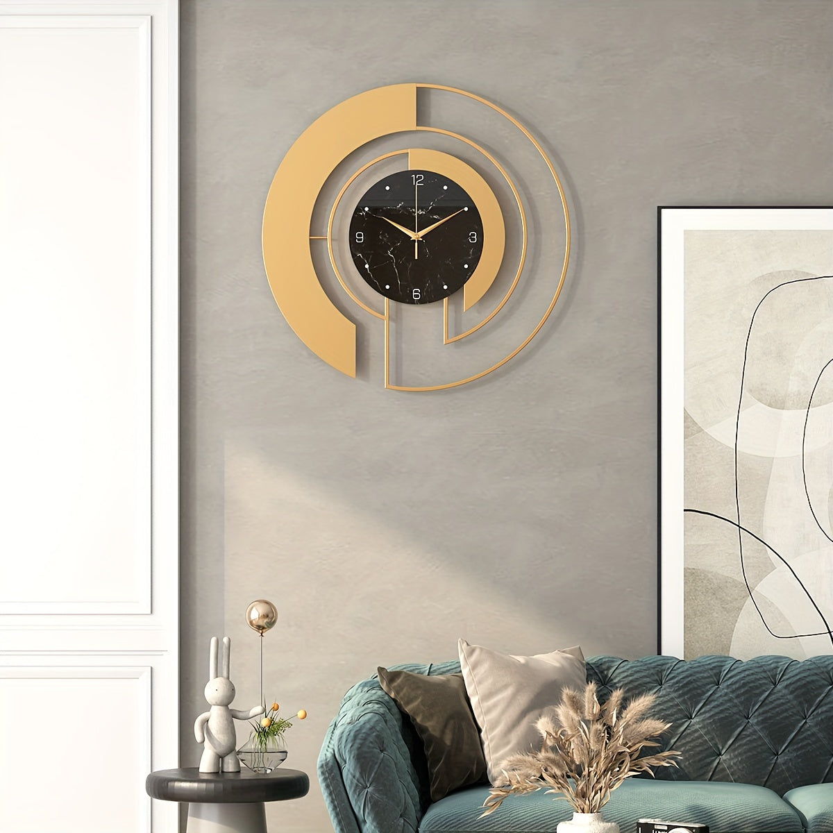 GeoGold Clock - Luxurious Geometric Alarm Clock in Gold
