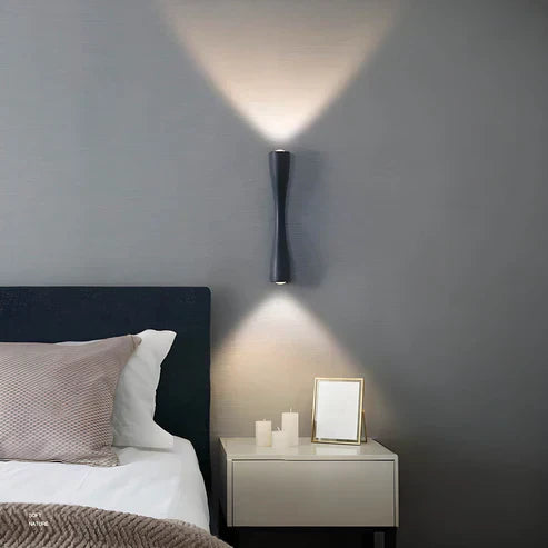RéconfortGlow – Elegant Water-Resistant Wall Lamp for Indoors and Outdoors