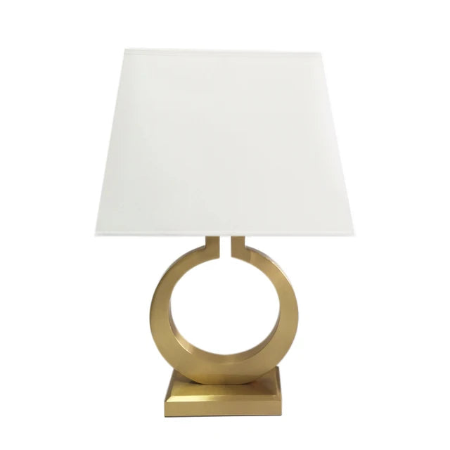 Golden VillaGlow – Luxurious Design Lamp for Elegant Spaces