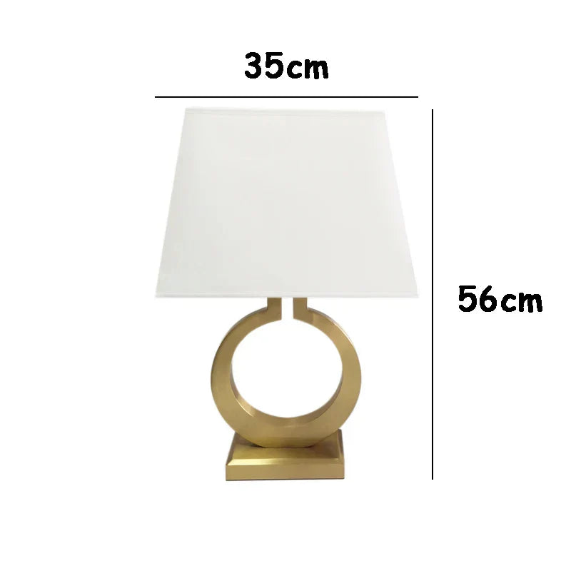 Golden VillaGlow – Luxurious Design Lamp for Elegant Spaces