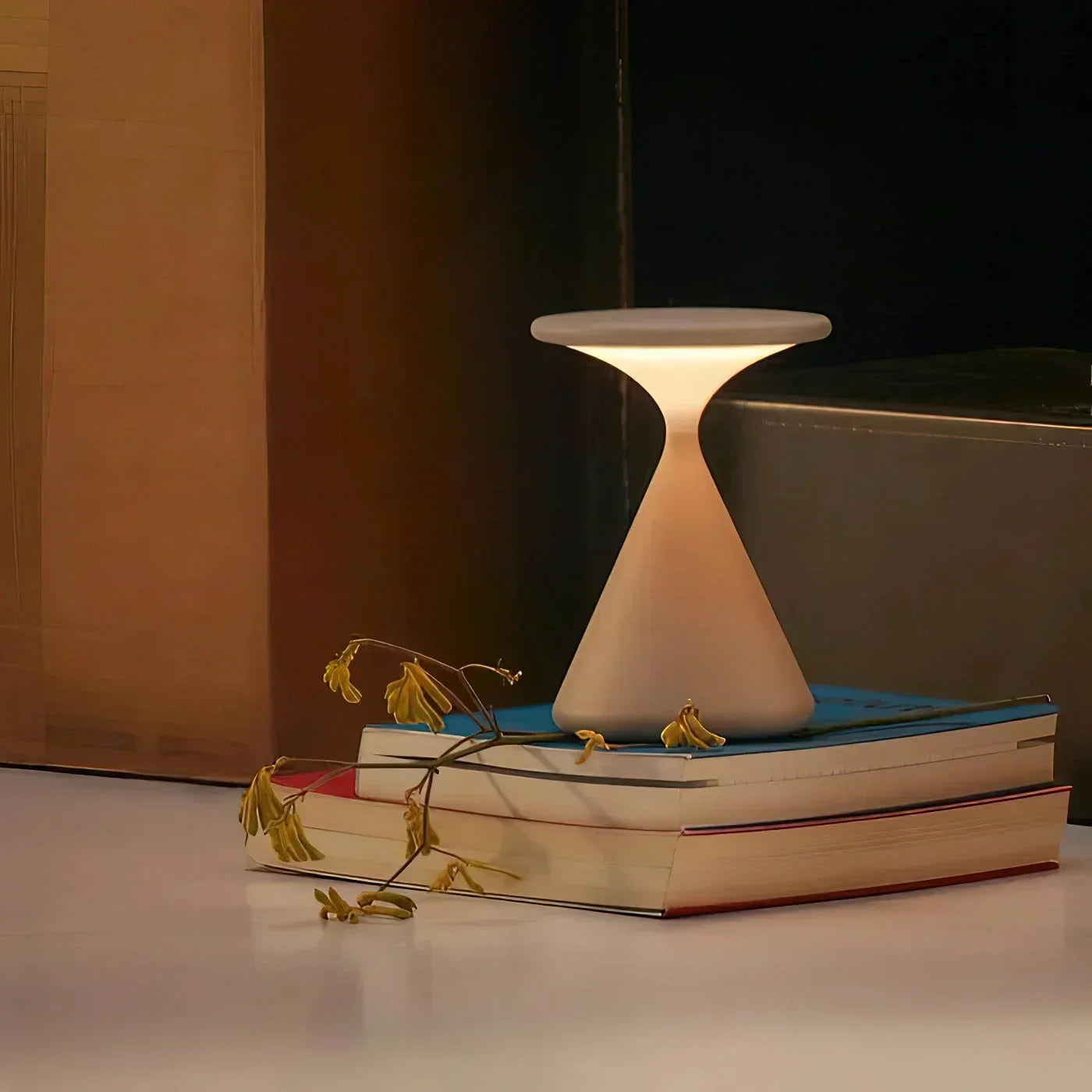 AéroLumi - Stylish Wireless Sabliervorm Lamp