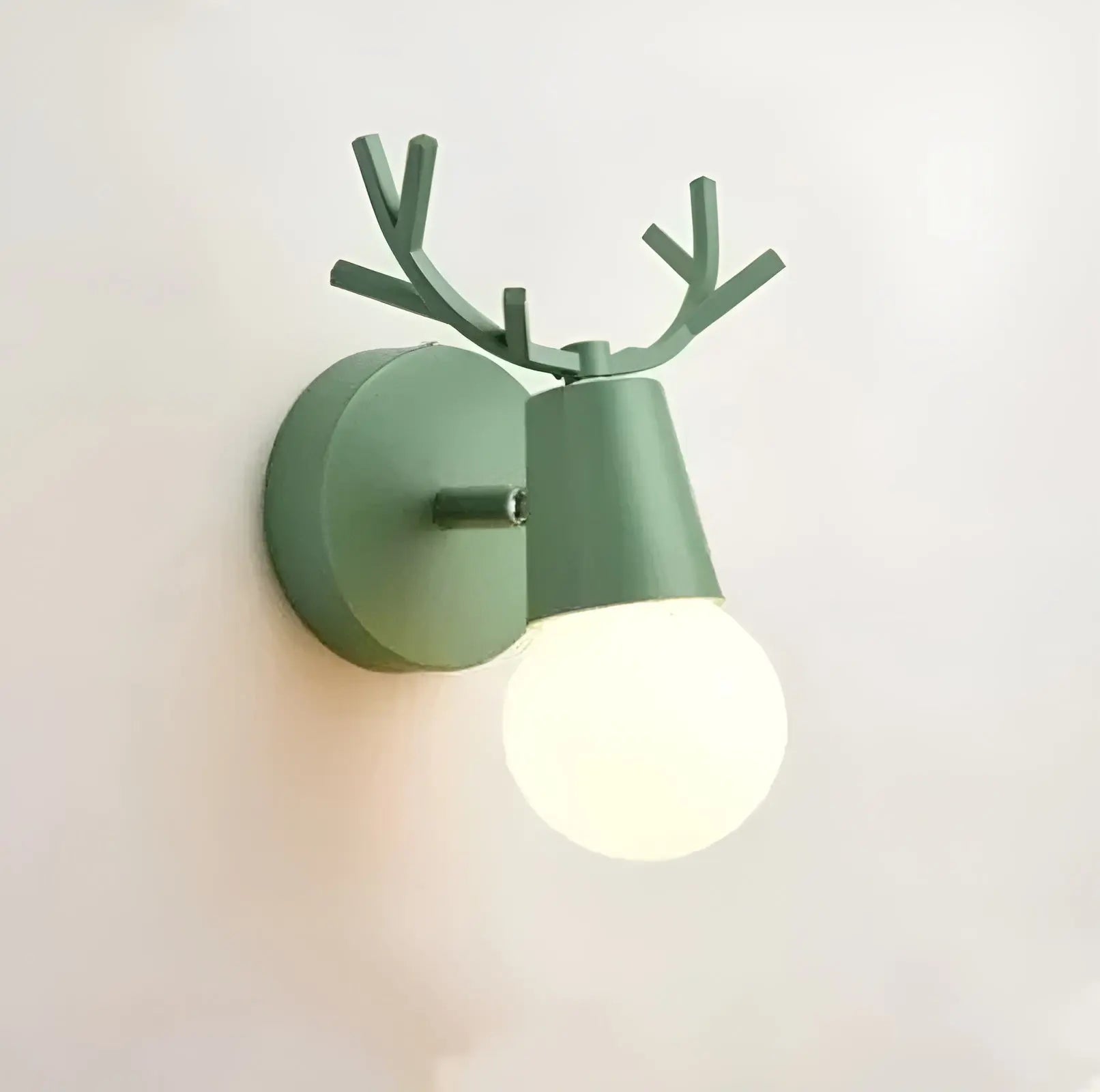 Nordic Glow Gewei LED Wall Lamp – Elegant and Energy-efficient Design