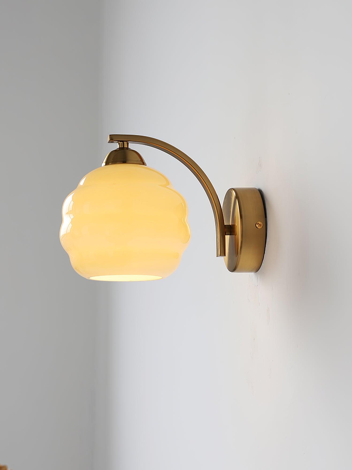 VintageGlam - Art Deco Wall Lamp for Timeless Interiors