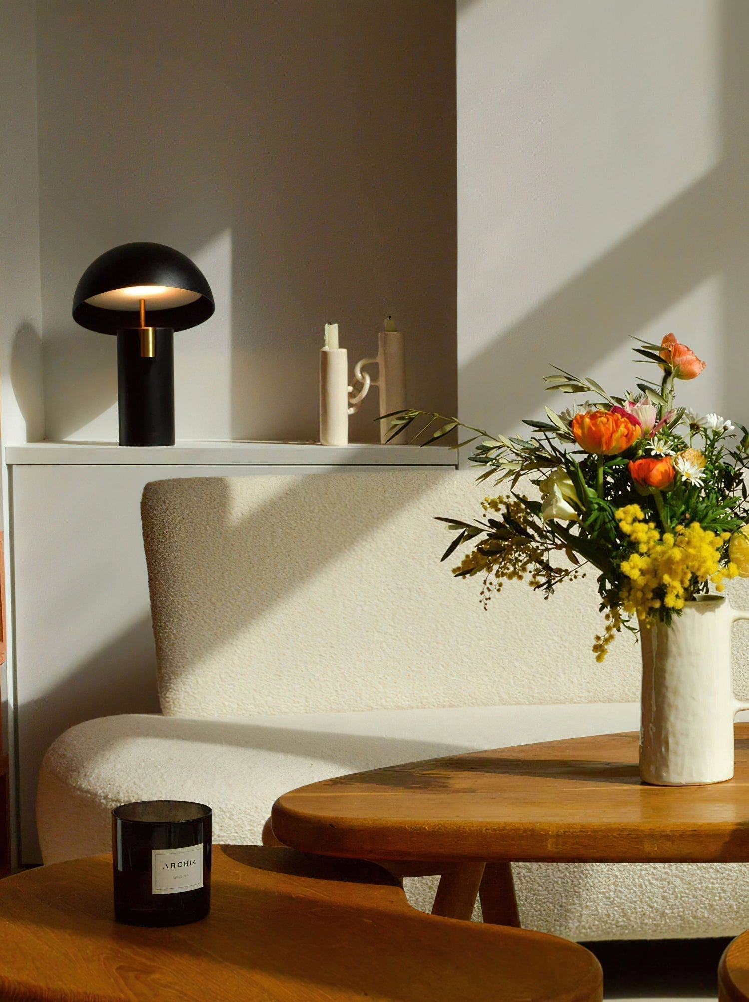 GlowAvora Table - Modern Elegant Table Lamp for Atmospheric Lighting