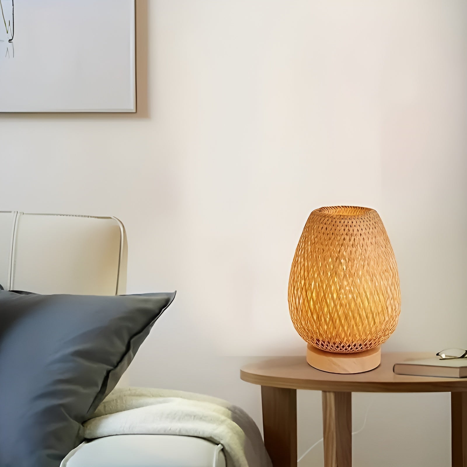 Stylish Bamboo Table Lamp with USB Power Supply – Sustainable and Energy-Saving Design
