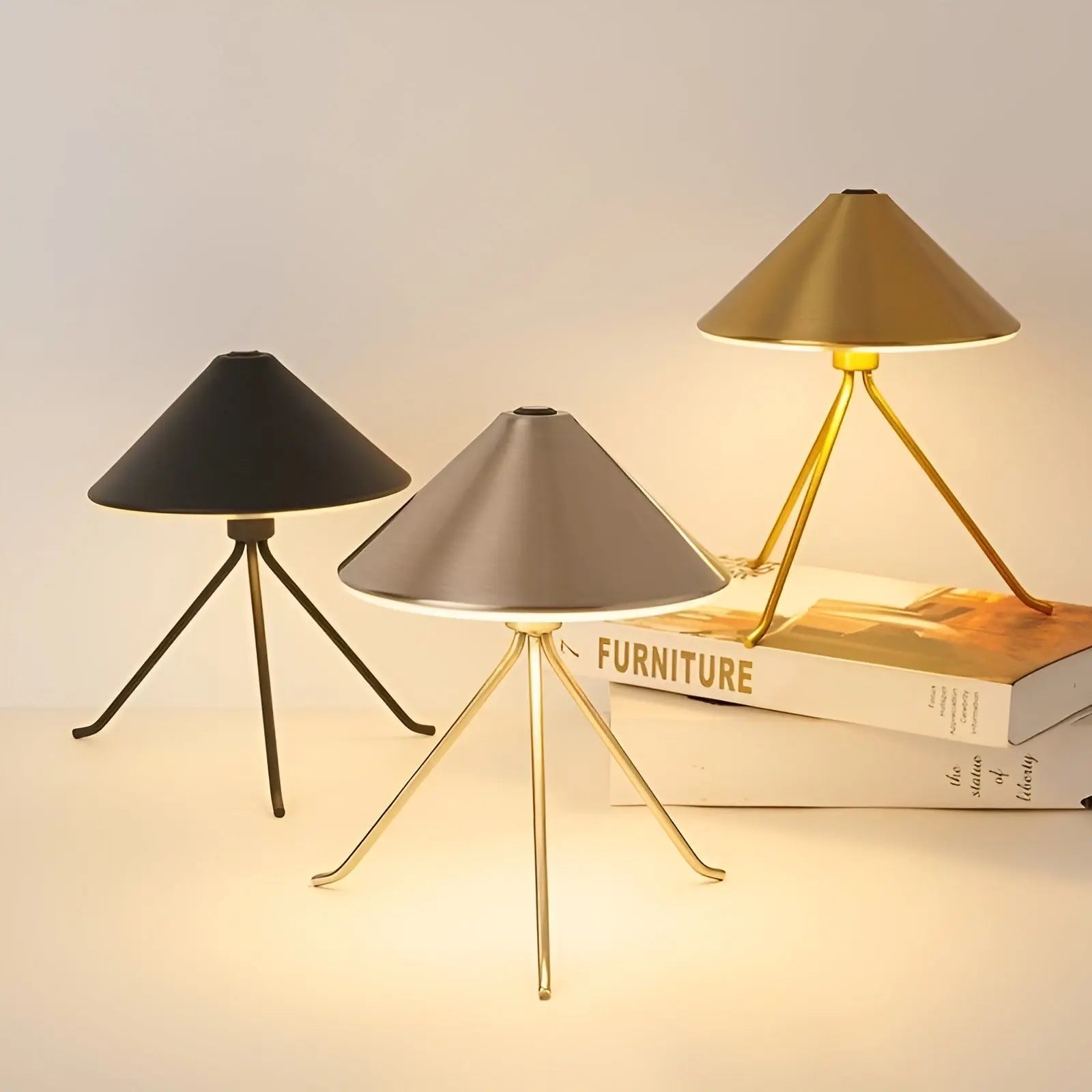 Eleganza Luxe Desk Lamp – USB Rechargeable LED Lighting with Chic Design in Black, Gold and Silver