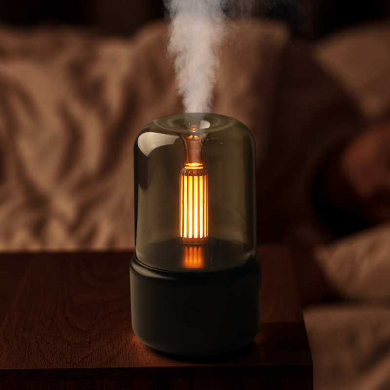 AromaGlow – Elegant Diffuser Lamp with Warm Light