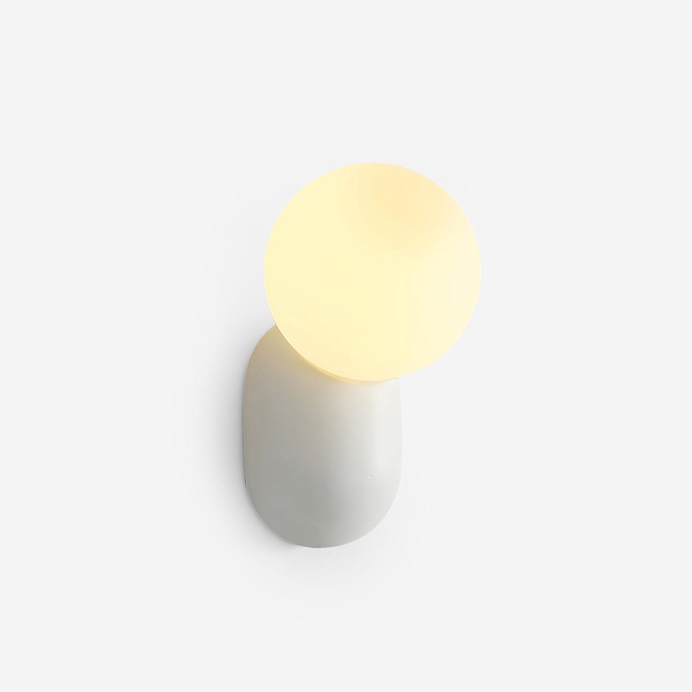 ChicGlow Resin Wall Lamp – Elegance and Energy Saving in One