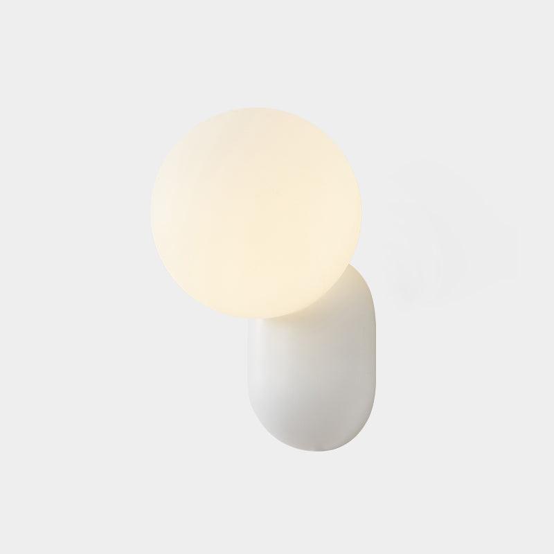 ChicGlow Resin Wall Lamp – Elegance and Energy Saving in One
