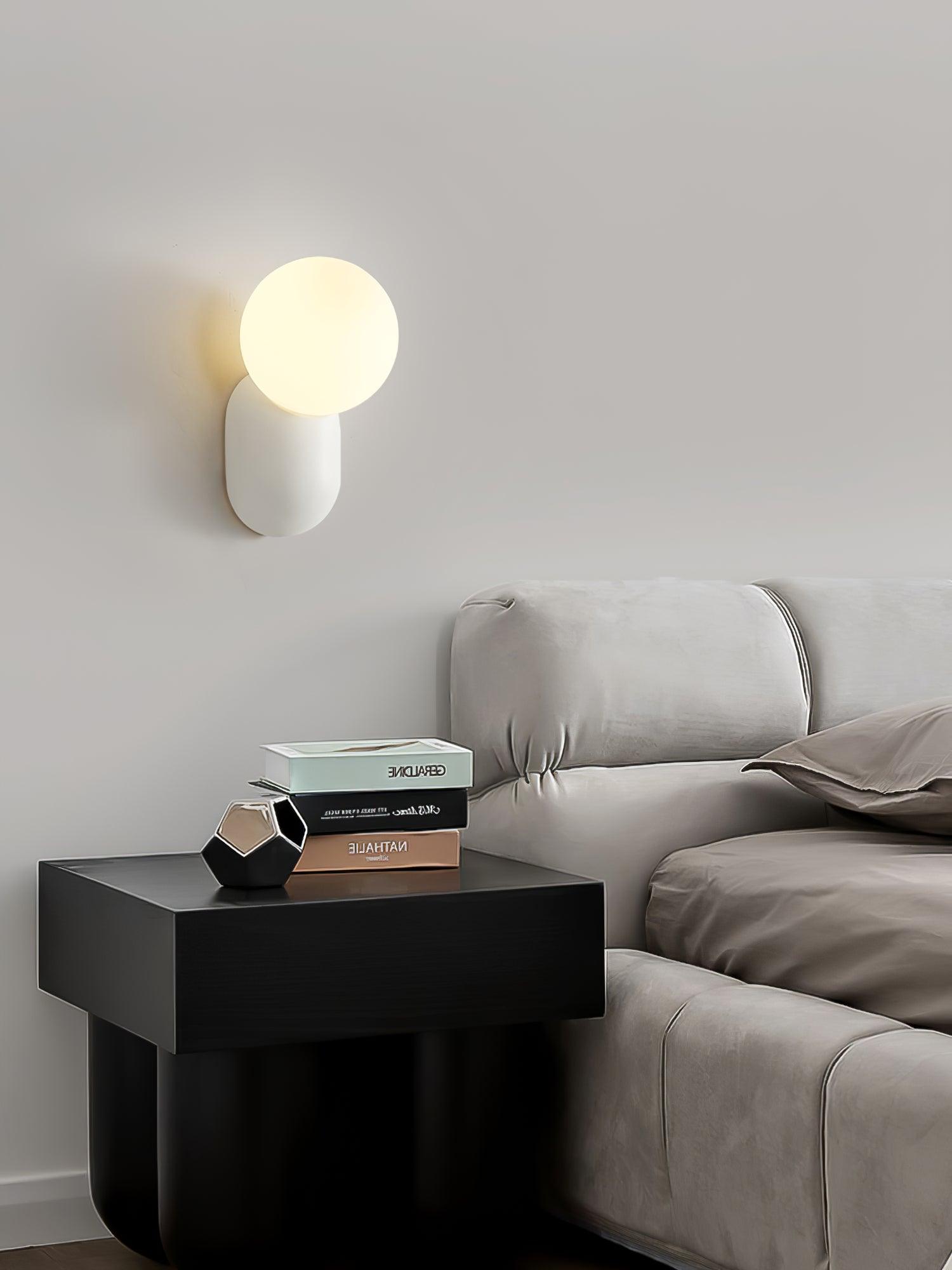 ChicGlow Resin Wall Lamp – Elegance and Energy Saving in One