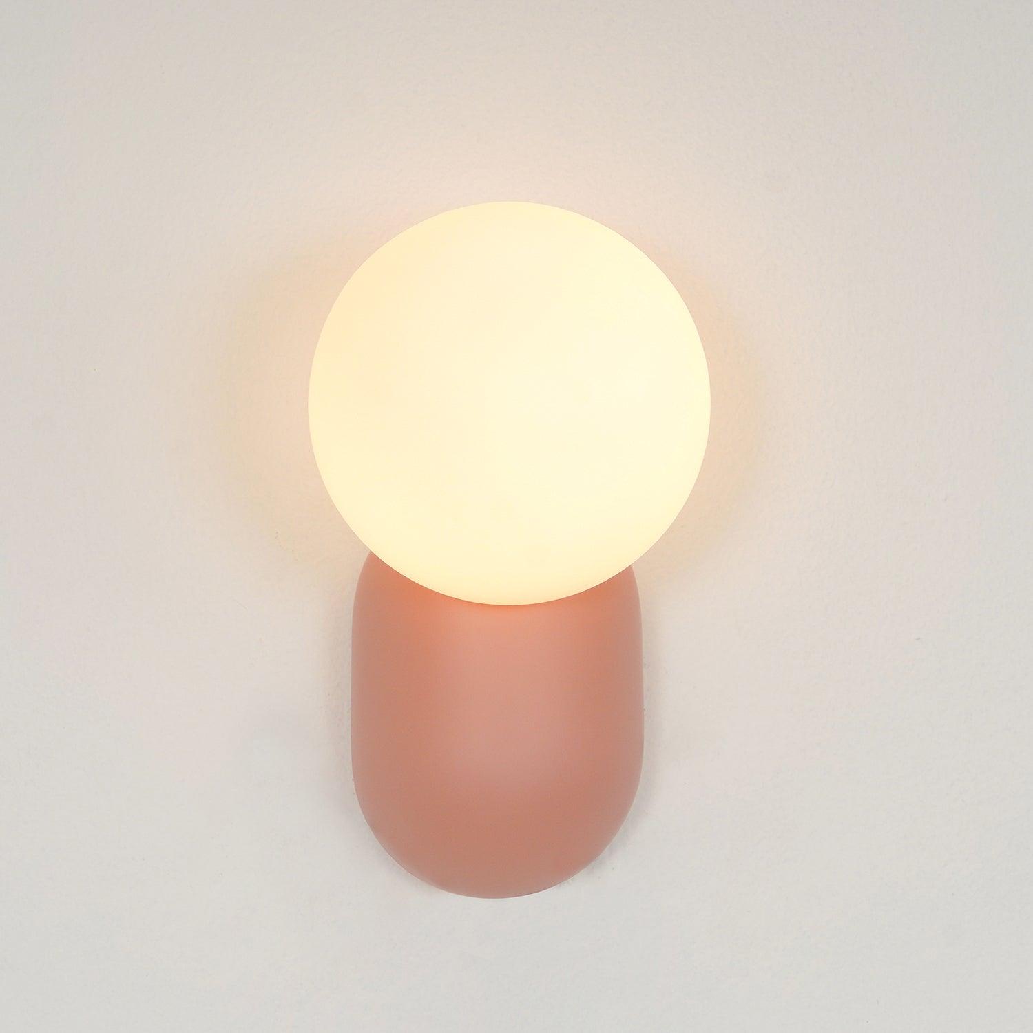 ChicGlow Resin Wall Lamp – Elegance and Energy Saving in One