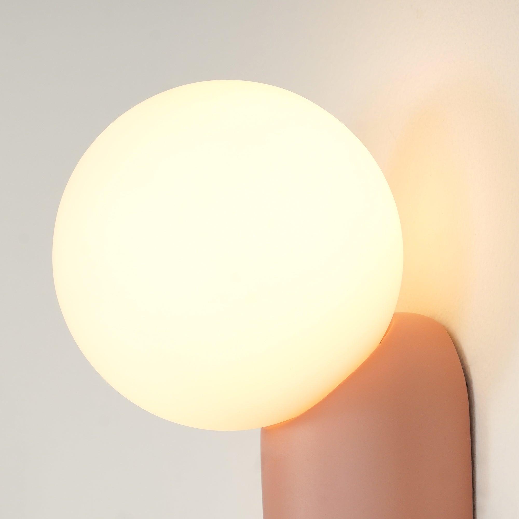 ChicGlow Resin Wall Lamp – Elegance and Energy Saving in One
