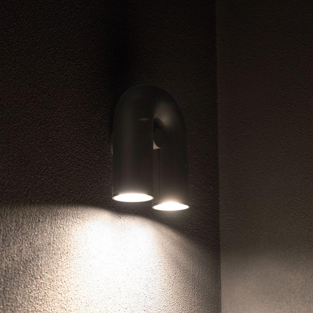 Circus Magic - Playful Lighting with U-Shaped Modules