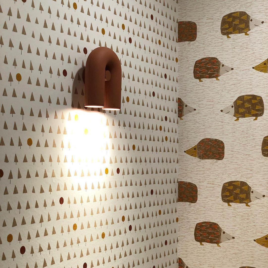 Circus Magic - Playful Lighting with U-Shaped Modules