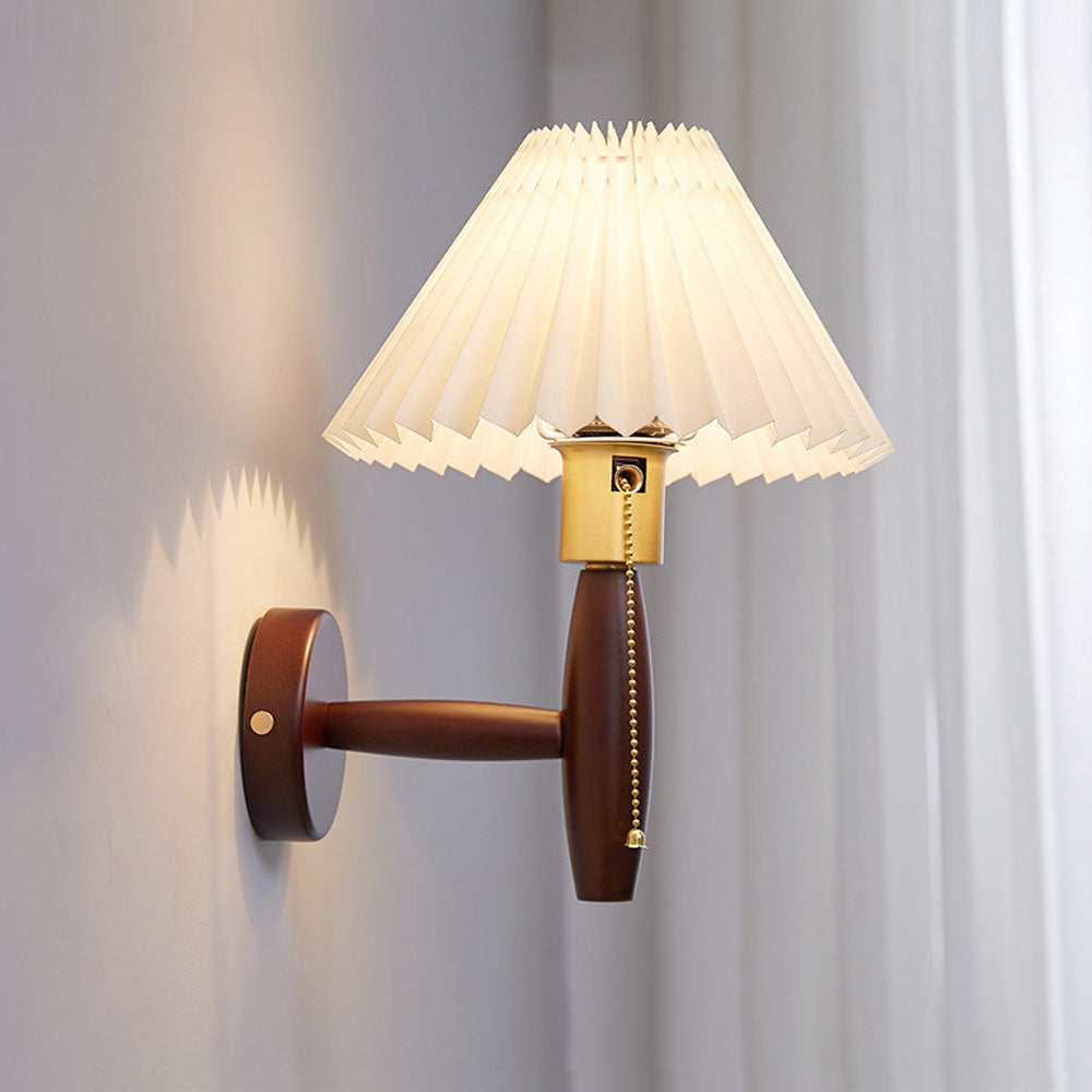 TimberGlow – Classic Wall Lamp in Walnut Wood