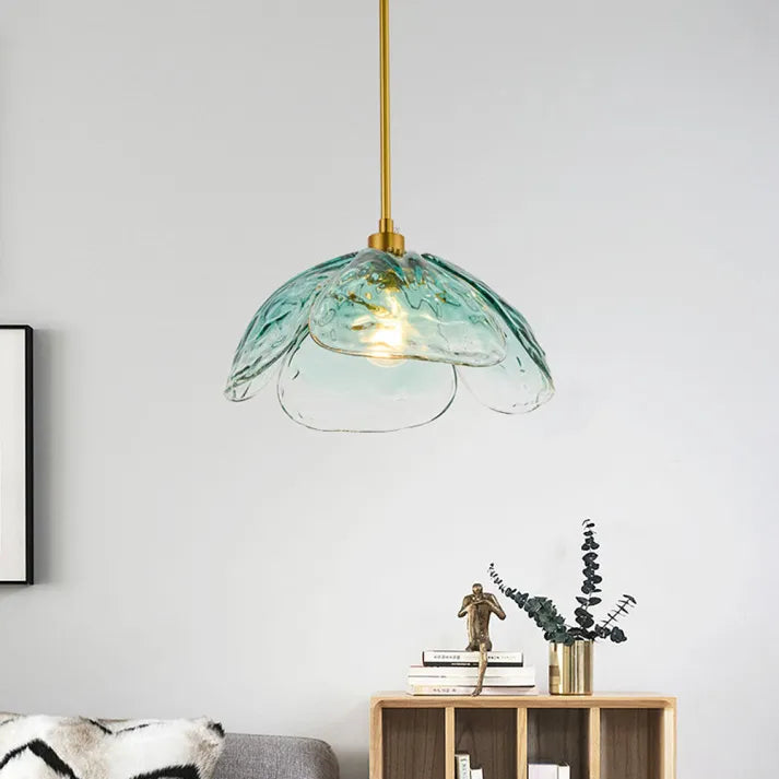 FleurChic Ceiling Lamp - Unique Flower-Shaped Hanging Lamp for a Warm Atmosphere