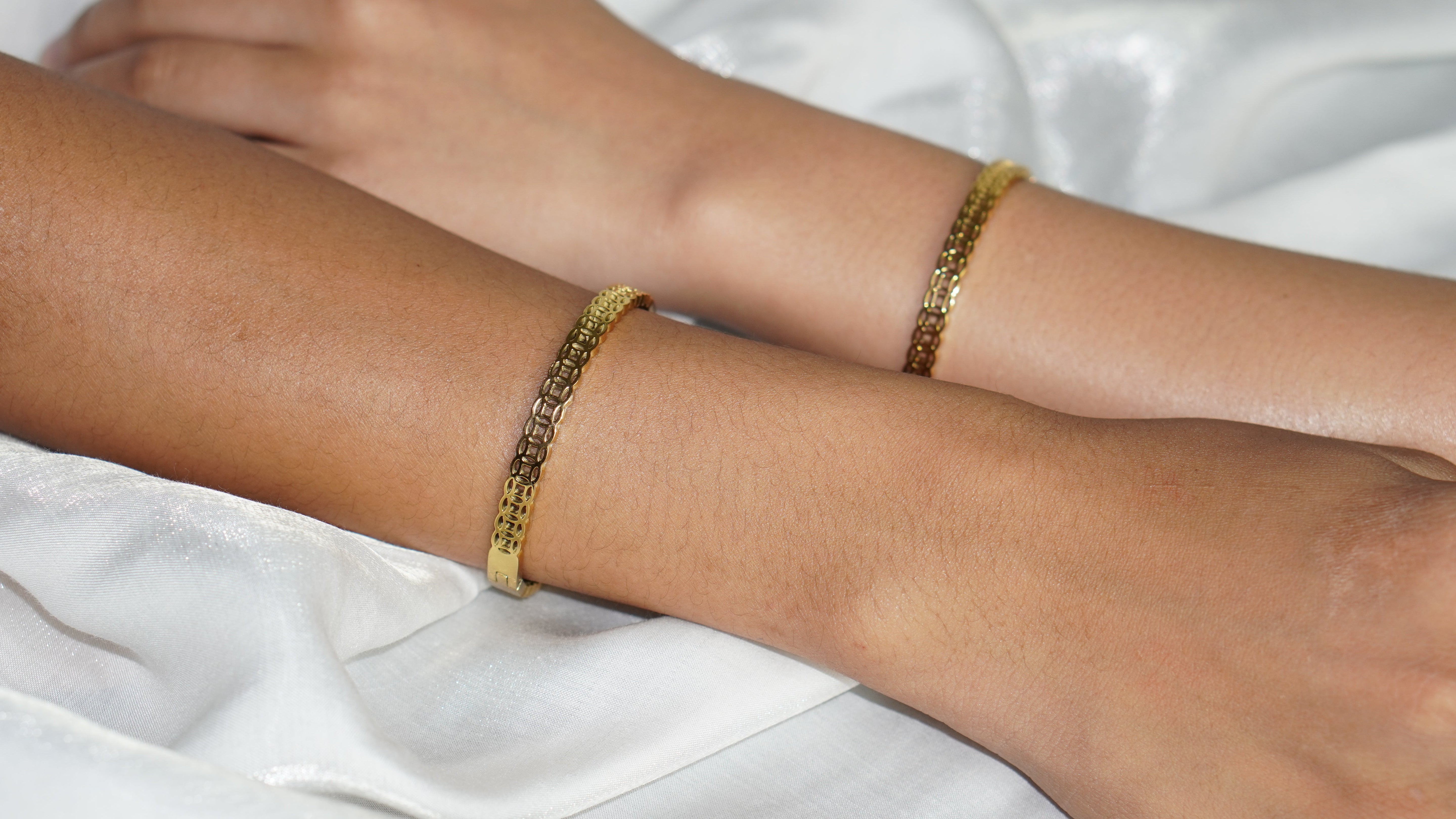 WealthMagnet Bracelet – Luxury Bracelet for Success
