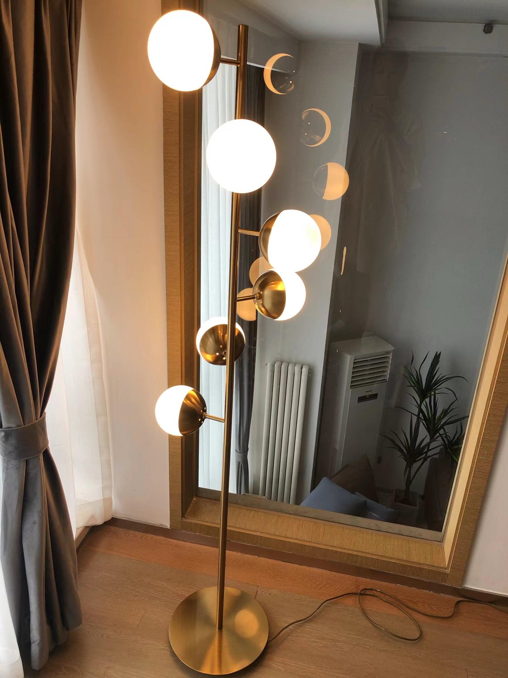 Doppler LED Floor Lamp - Retro Elegant LED Floor Lamp
