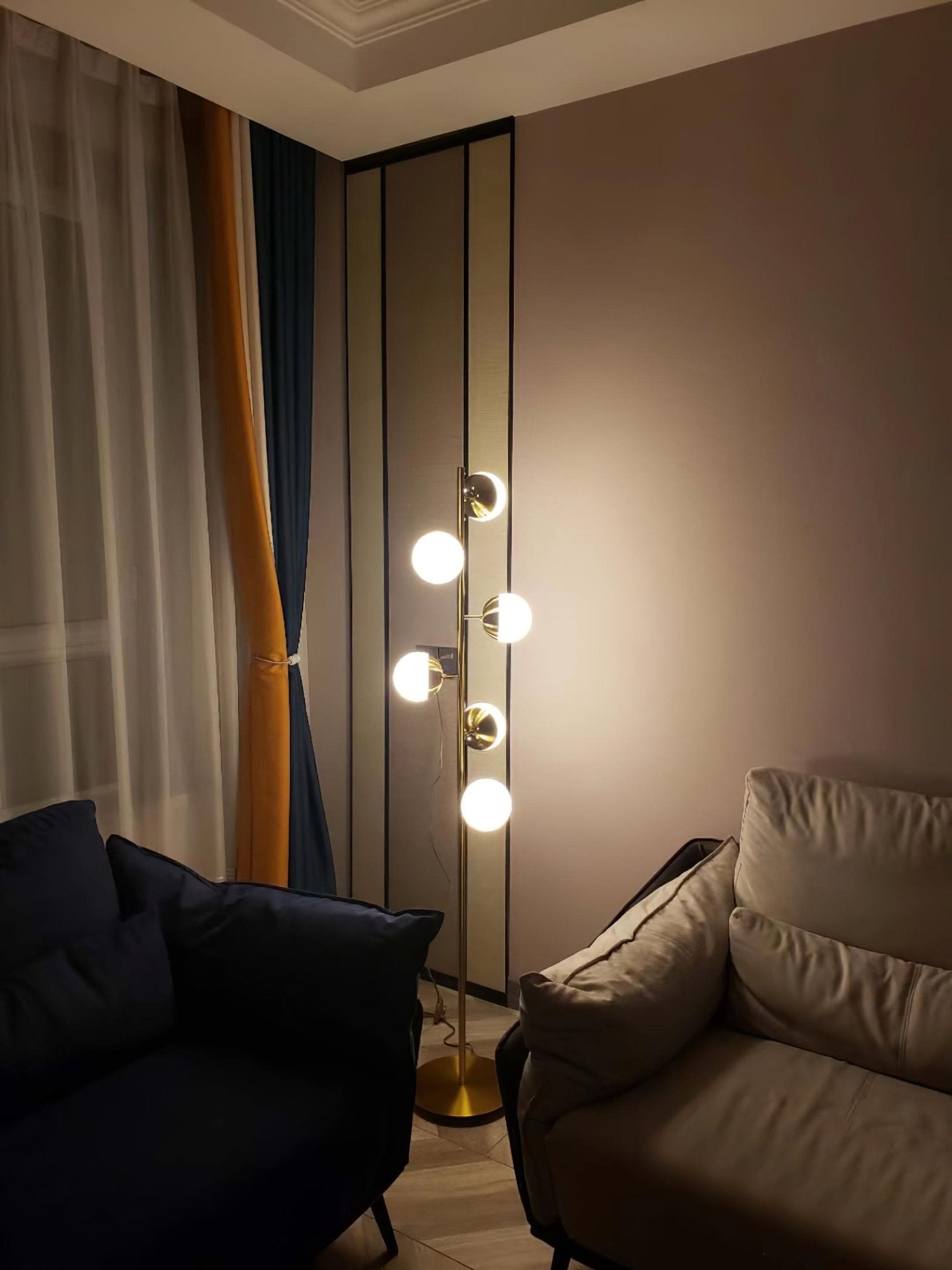 Doppler LED Floor Lamp - Retro Elegant LED Floor Lamp