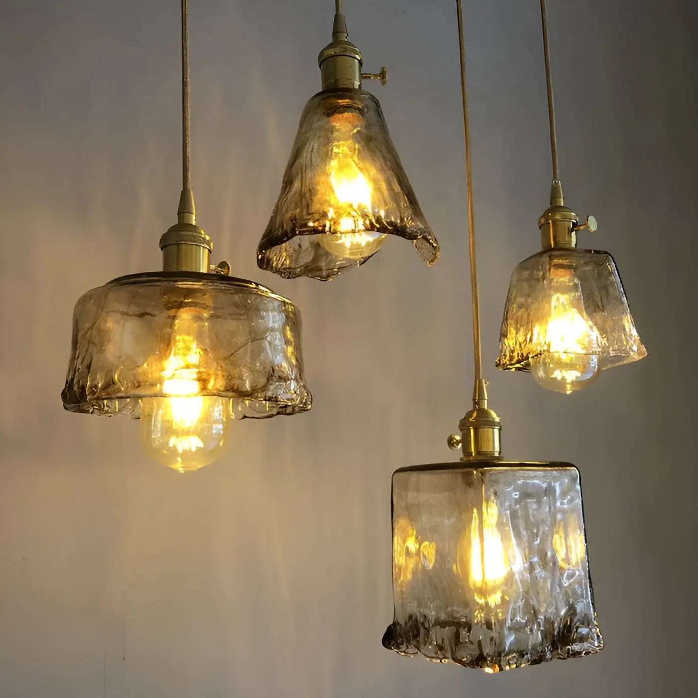 Luxurious Crystal Ceiling Lamp - Amber GlassElegance