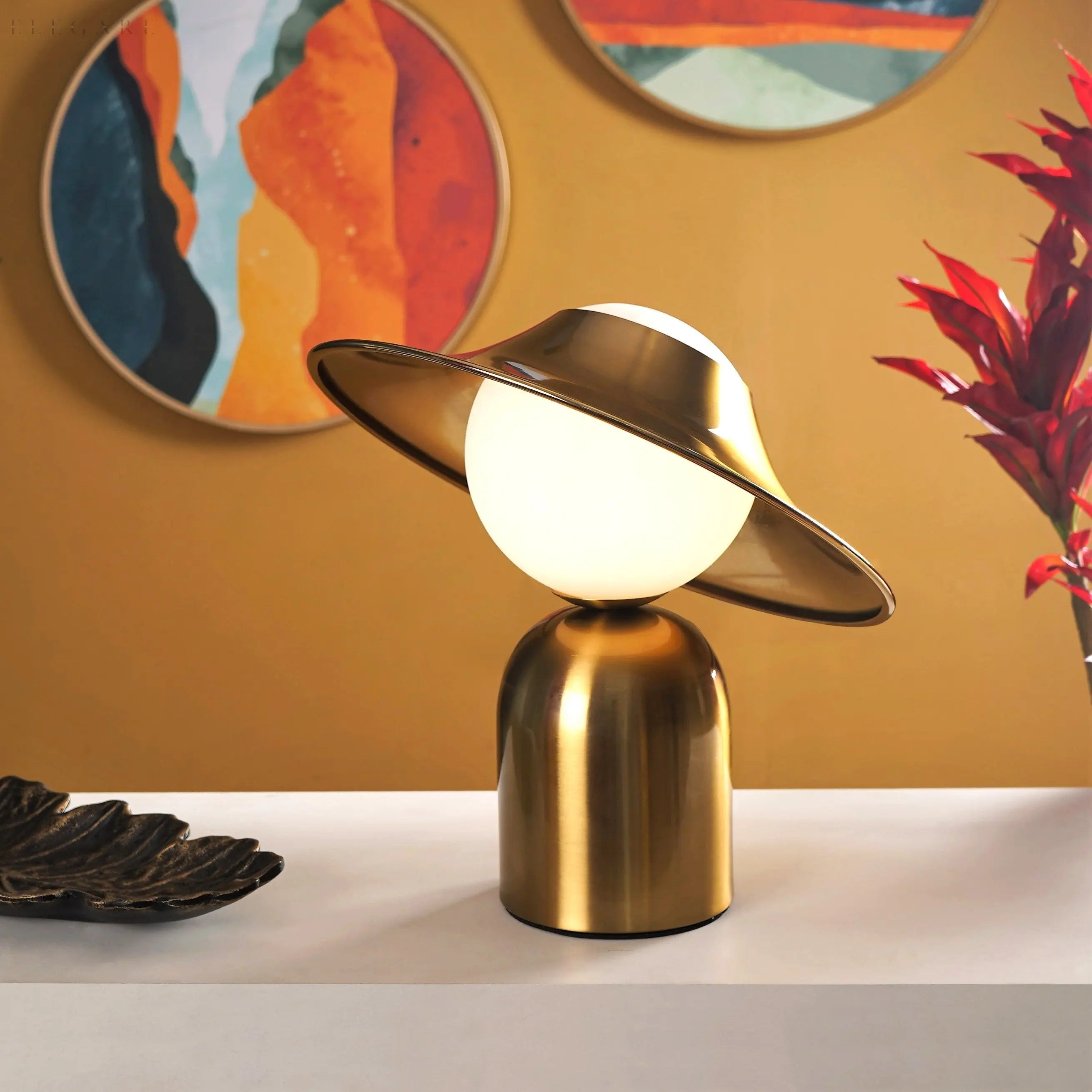 Elegant Gold Table Lamp With LED - Scandinavian Design For Atmospheric Interiors