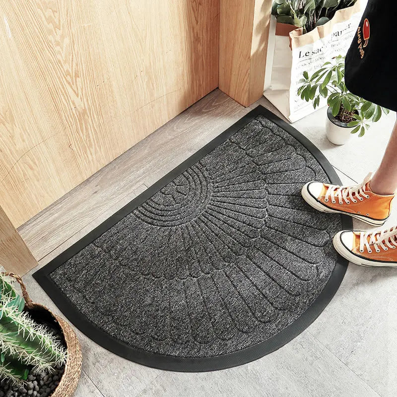 SoftNest - Luxurious Half-Round Bath Mat for Comfort