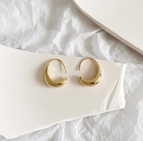 Elegant Luxe Celeste Earrings for a Touch of Glamour