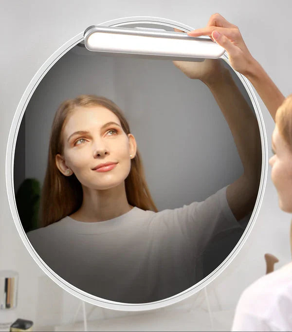 FlexiGlow – Modern LED lamp with touch function