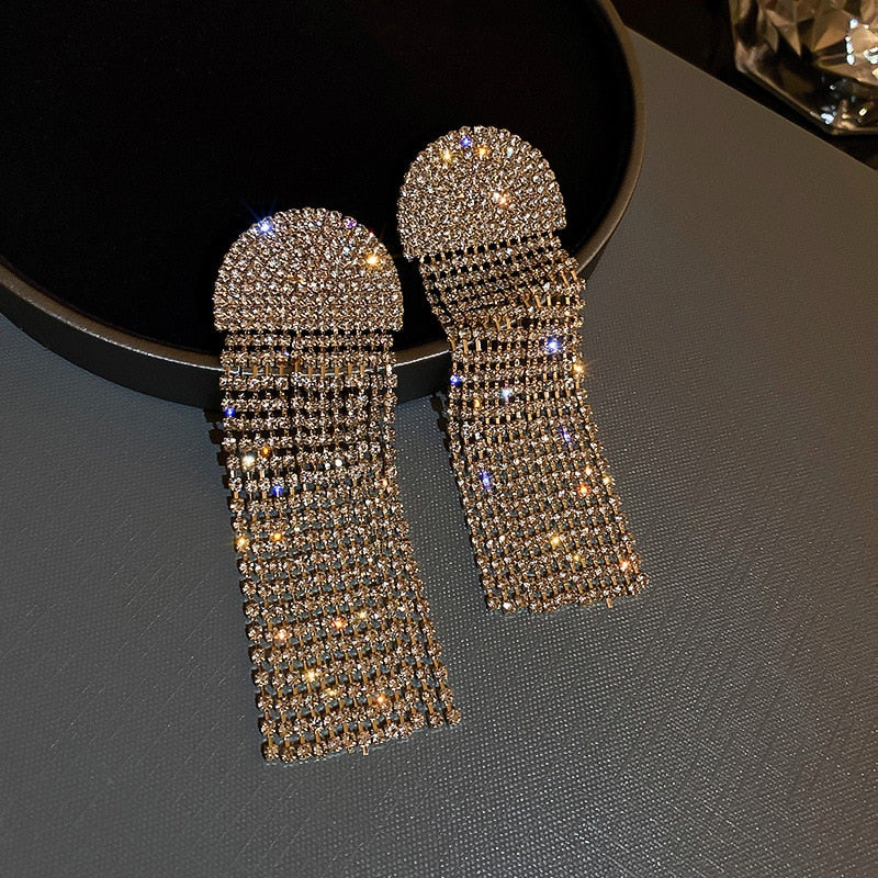 Stunning Statement Earrings | Give Your Outfit the Perfect Touch