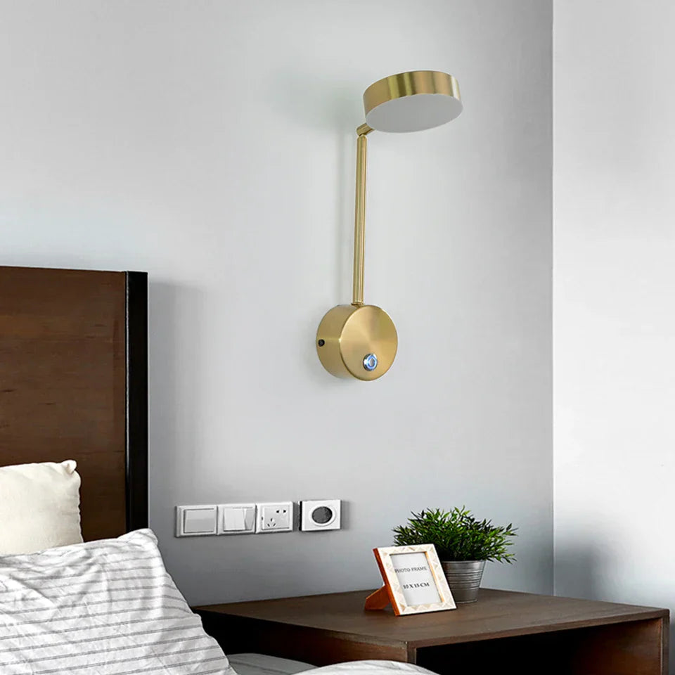 BrightLume – Stylish Dimmable LED Wall Lamp