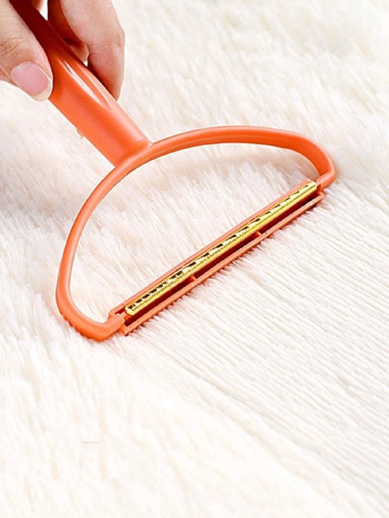 FluffFree Cleaning – Powerful Fluff and Dust Remover