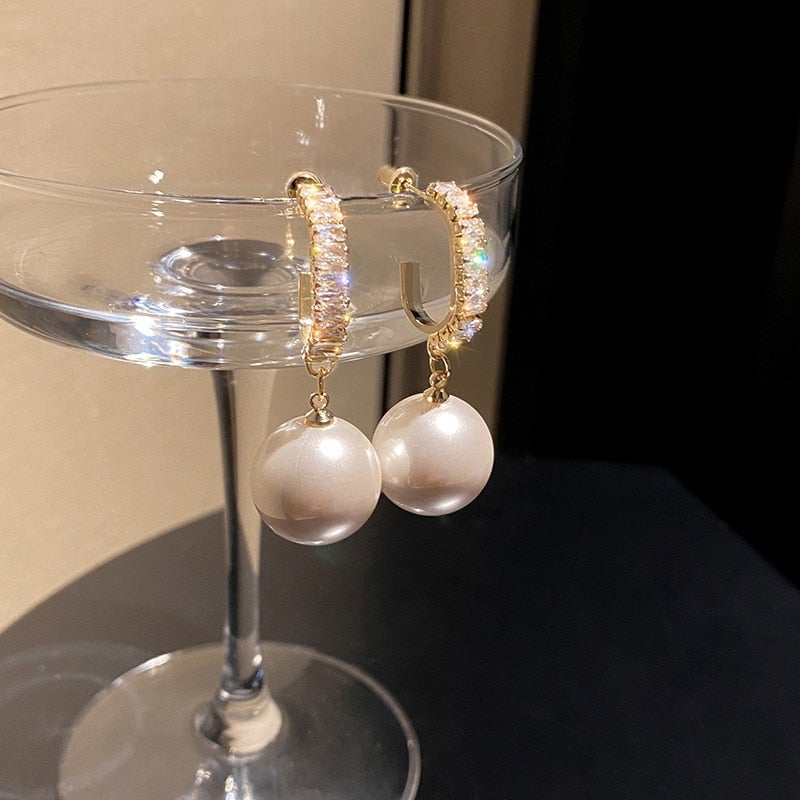 Elegant Pearl Earrings with Sparkling Zirconia - Amara Collection