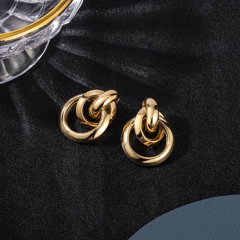 Fine Golden Celestyn Earrings for Elegant Style