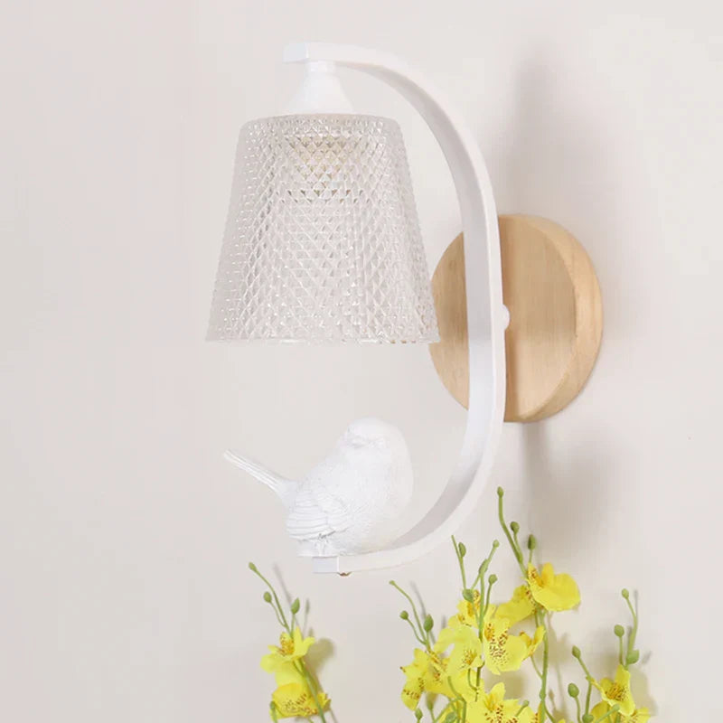 NordicBird Light – Trendy bird wall lamp for bedrooms
