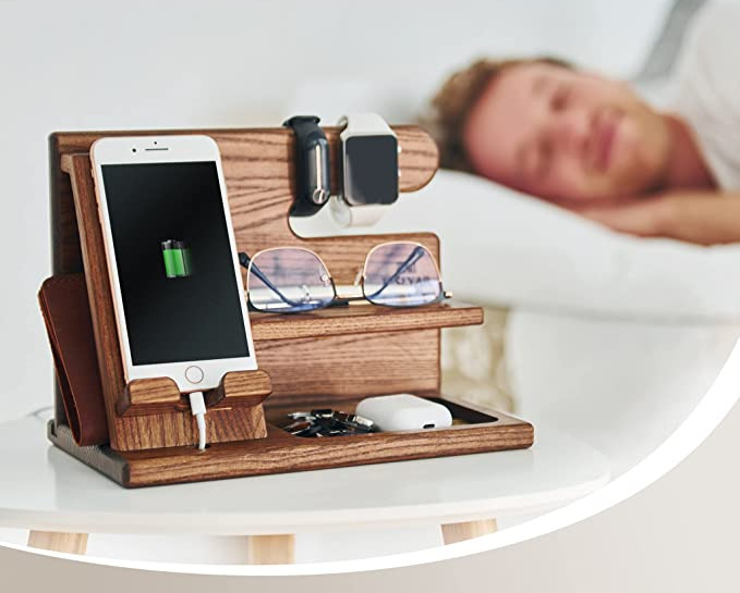 WoodDock – Stylish Wooden Holder for Devices